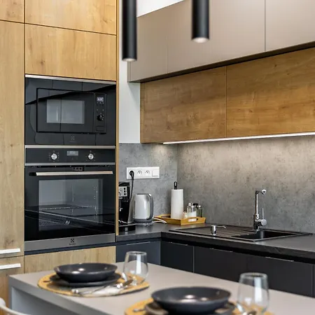 Modern View Apt, Free Parking