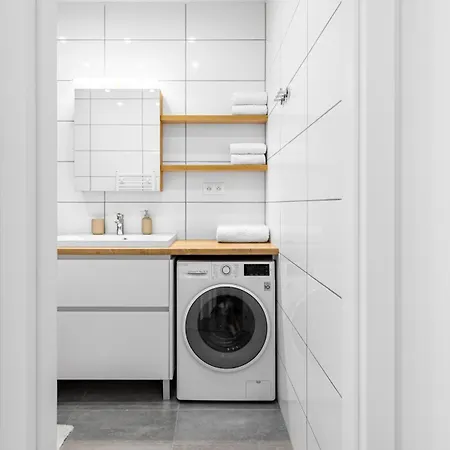 דירה Modern View Apt, Free Parking *