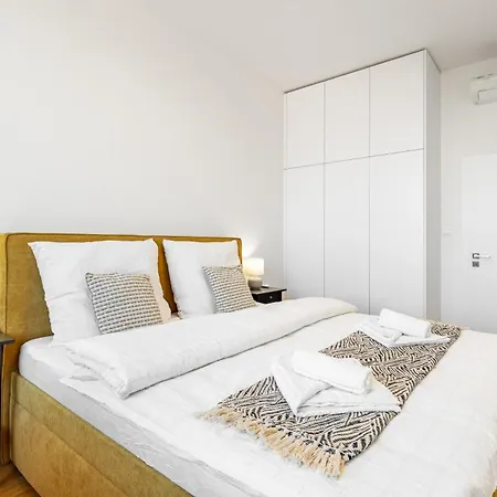 Modern View Apt, Free Parking